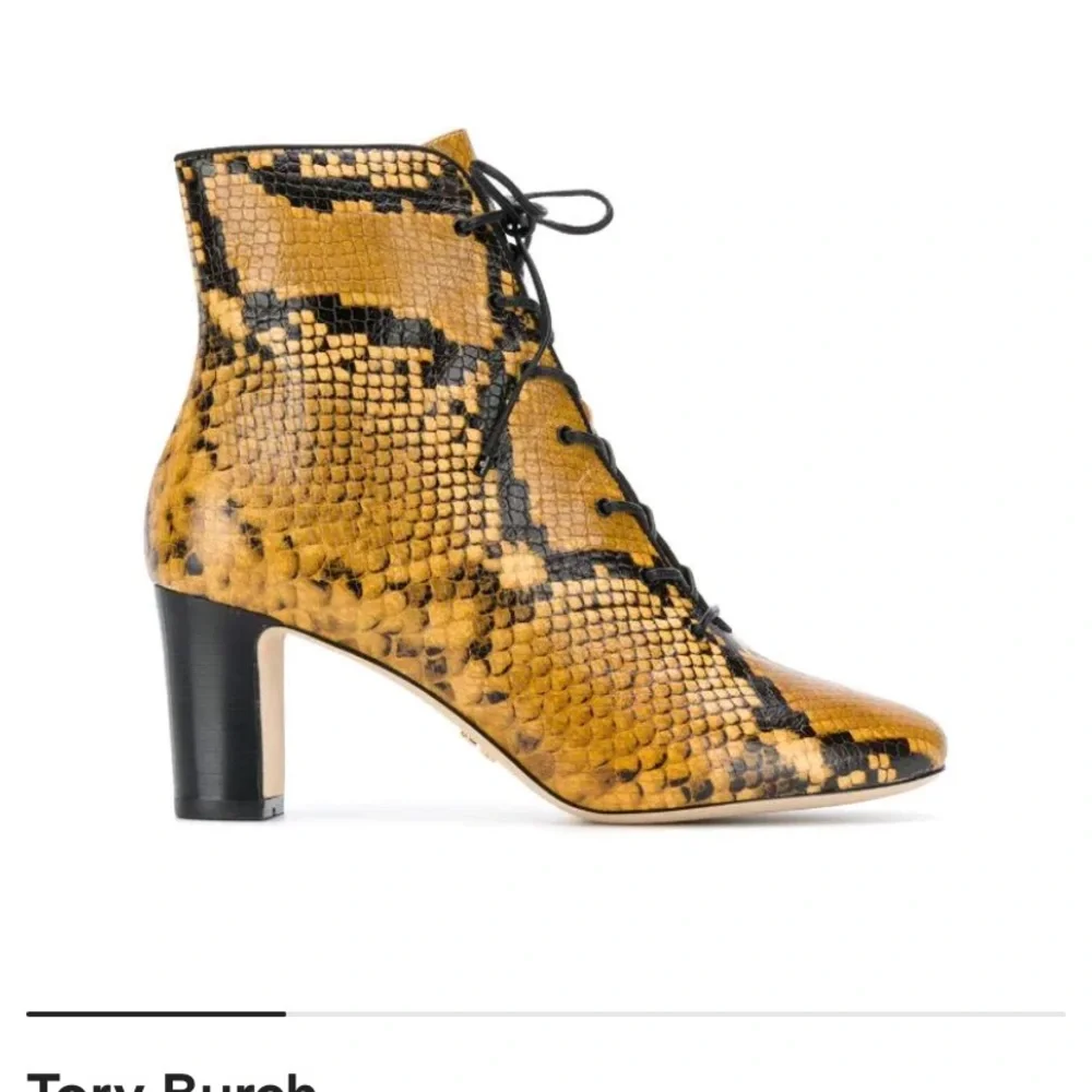 Tory Burch Vienna 70mm Lace-Up Booties